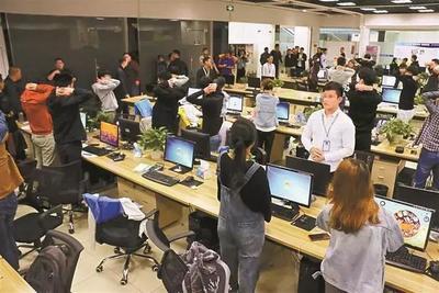 虚拟法场的欺诈密码 揭秘电商时代'开光'玉器的敛财黑幕